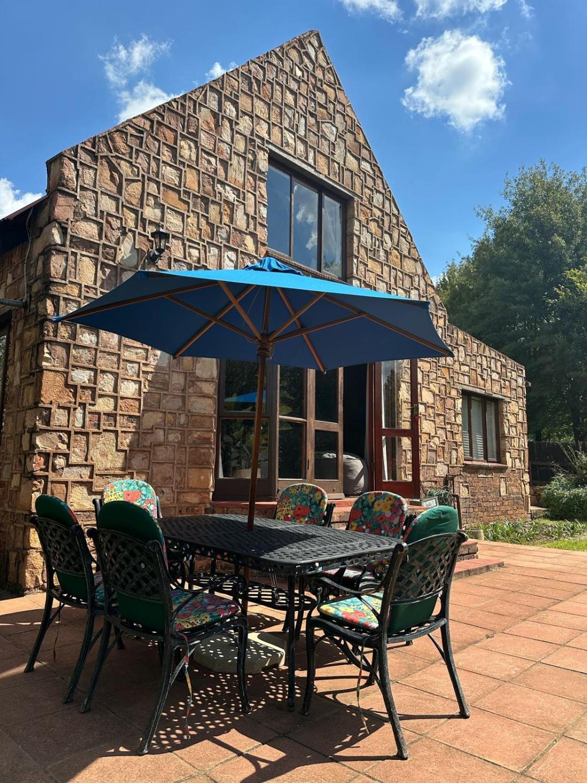Dullvino Cottage No 15 At Critchley Dullstroom Exterior photo